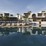 Hotel Andronis Minois 5*