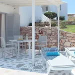 Hotel Andronis Minois 5*