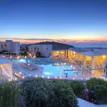 Hotel Andronis Minois 5*
