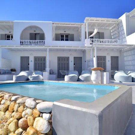 Hotel Andronis Minois 5*
