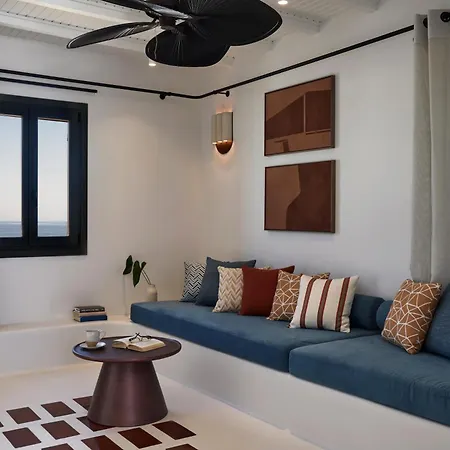 Hotel Andronis Minois