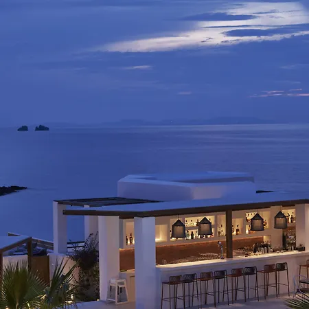 Andronis Minois فندق Parasporos