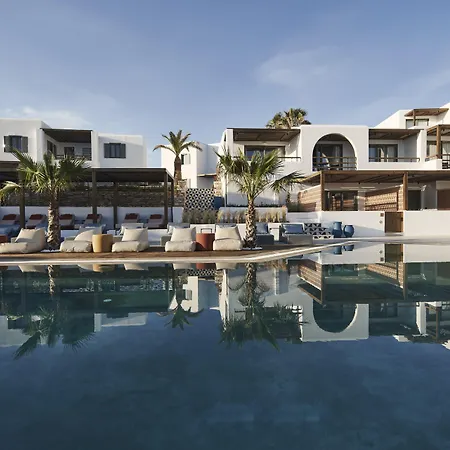 Hotel Andronis Minois 5*